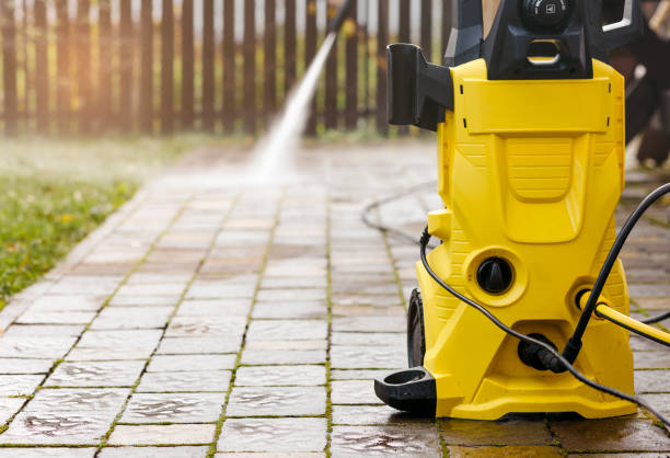 Best Oil Spill Cleanup  in Montalvin Manor, CA